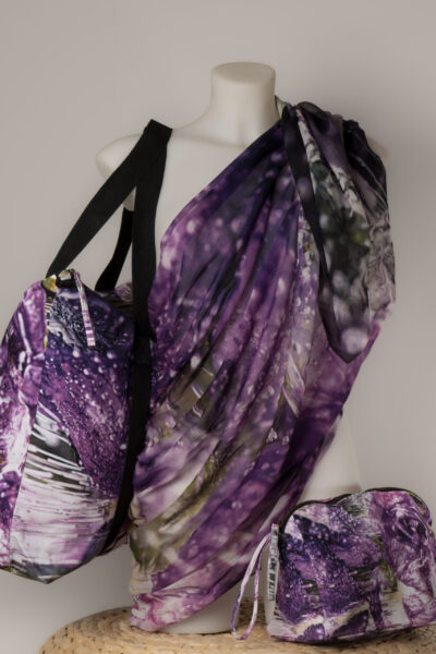 Scarfs styled by Nature op torso -11