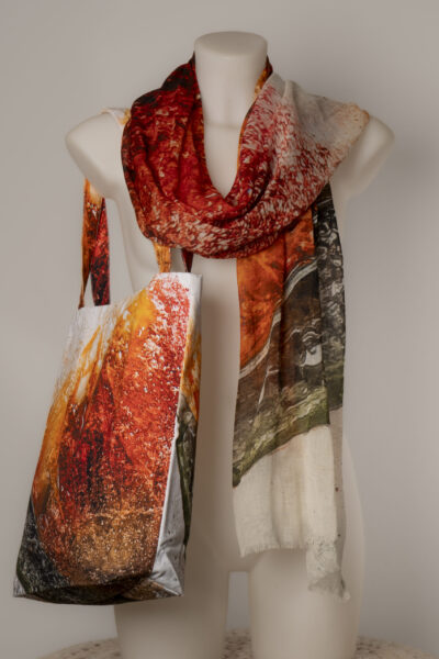 Scarfs styled by Nature op torso -12